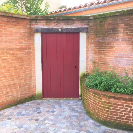 Lägenhet La Maisonnette De La Concorde Au Coeur De Moissac