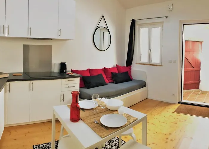 Апартаменты La Maisonnette De La Concorde Au Coeur De *